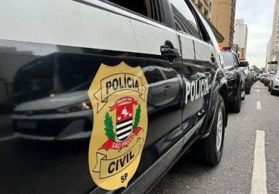 Jovem é preso por matar e decepar dedo da mãe para acessar contas bancárias