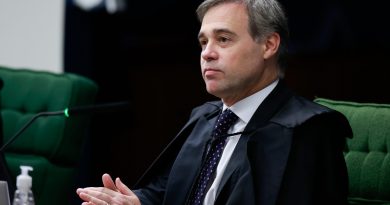 PF faz nova Operação Sem Desconto, enquanto Mendonça pede relatório sobre investigados para checar evolução de inquérito