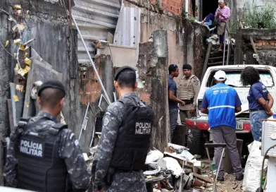 Operação interdita seis ferros-velhos irregulares em bairros de Salvador