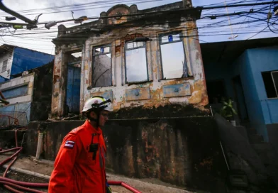Incêndio atinge imóvel no Engenho Velho de Brotas
